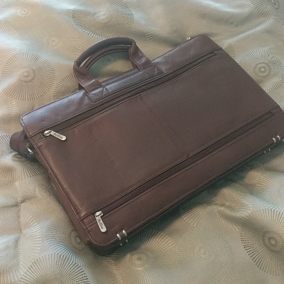 NWOT Bellino leather briefcase 💼 - Picture 2 of 8
